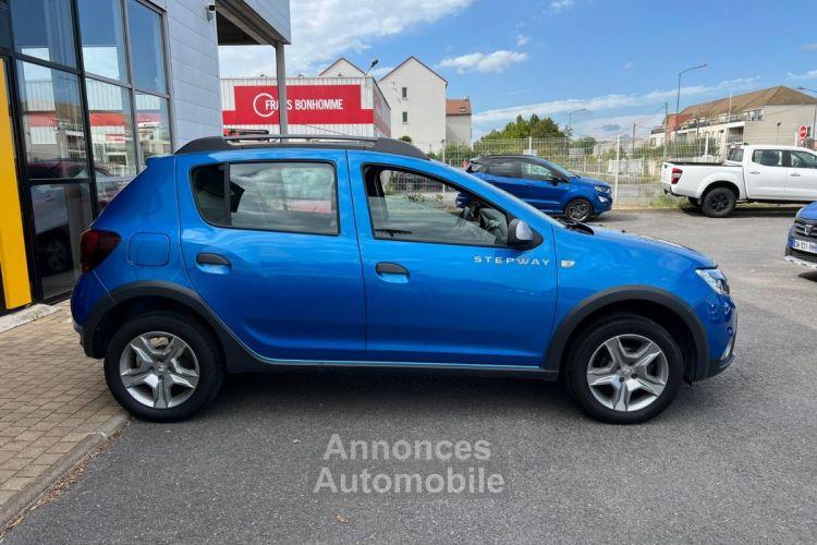 Dacia Sandero TCe 90 Easy-R Stepway - <small></small> 9.990 € <small>TTC</small> - #16