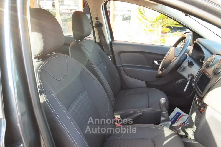 Dacia Sandero TCe 90 LAUREATE - <small></small> 6.990 € <small>TTC</small> - #17