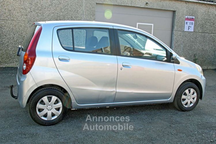 Daihatsu CUORE 1.0i Top - <small></small> 3.190 € <small>TTC</small> - #6