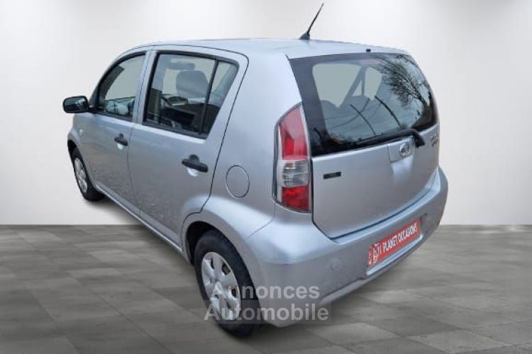 Daihatsu SIRION 1.0 70 cv 5 portes - <small></small> 3.990 € <small>TTC</small> - #3