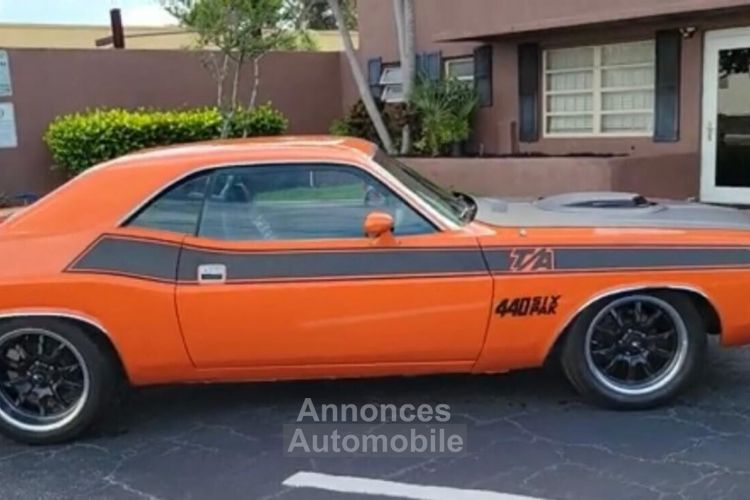 Dodge Challenger - <small></small> 48.000 € <small>TTC</small> - #13