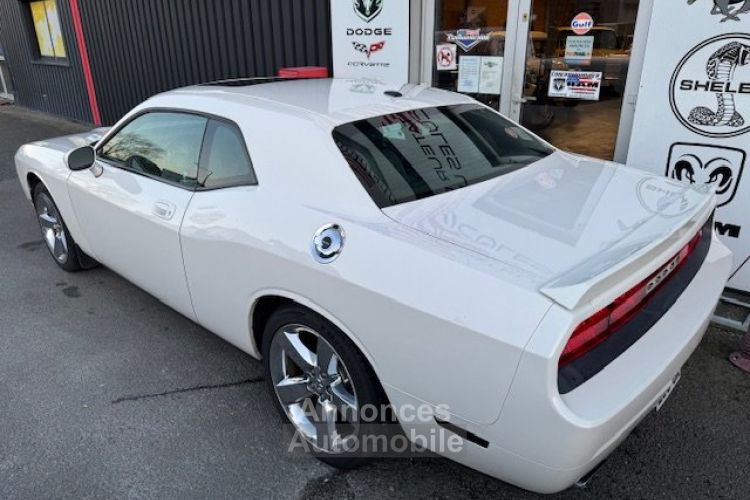 Dodge Challenger RT V8 5,7L BOITE MECANIQUE 6 - <small></small> 32.800 € <small>TTC</small> - #8