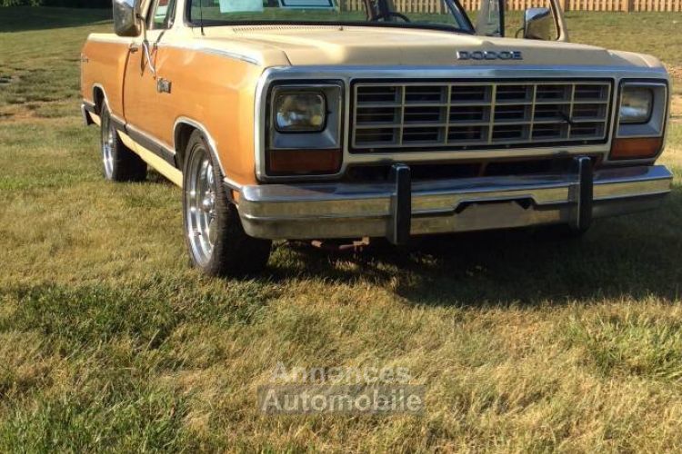 Dodge D Series D150  - <small></small> 21.000 € <small>TTC</small> - #7