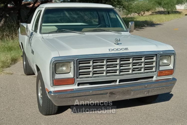 Dodge D Series D150  - <small></small> 22.000 € <small>TTC</small> - #6