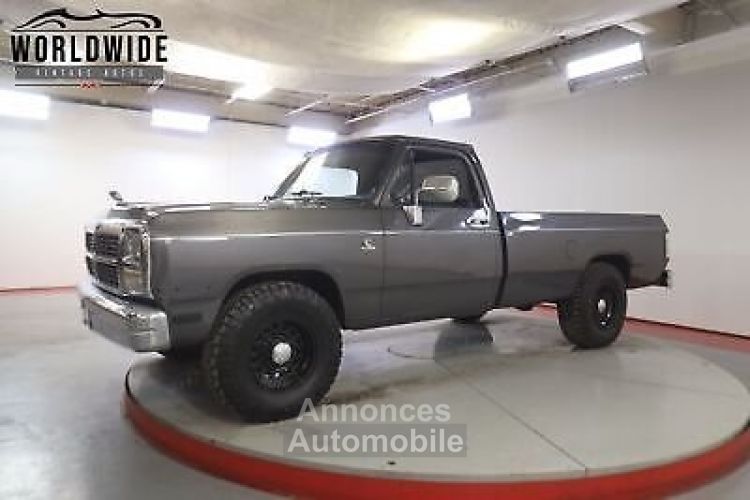 Dodge D Series D250  - <small></small> 29.700 € <small>TTC</small> - #1