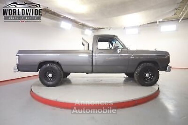 Dodge D Series D250  - <small></small> 29.700 € <small>TTC</small> - #4