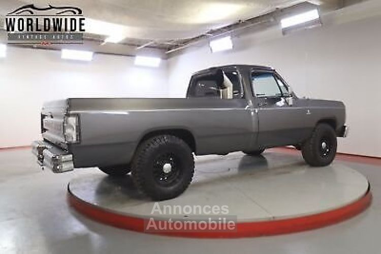 Dodge D Series D250  - <small></small> 29.700 € <small>TTC</small> - #6