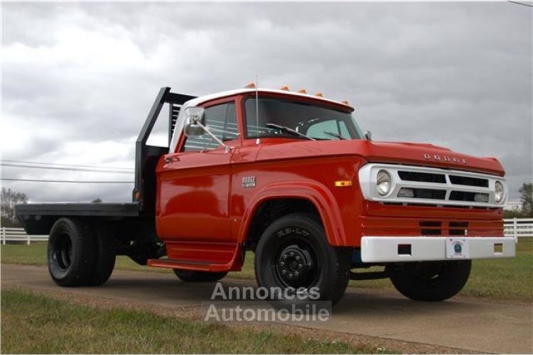 Dodge D Series D300  - <small></small> 27.000 € <small>TTC</small> - #1