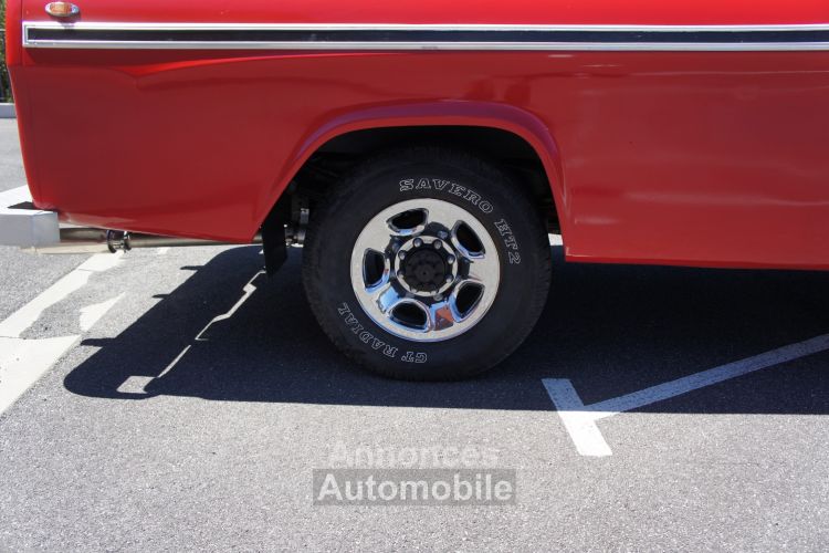 Dodge D Series DODGE D200 V8 6.3 PICK UP 1967 ENTIEREMENT RESTAURE !!!!!! - <small></small> 29.990 € <small></small> - #49