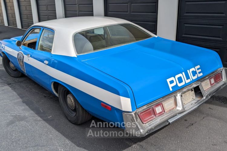 Dodge Monaco Sedan V8 Gotham Police, véritable voiture de cinéma - Prix sur Demande - #2