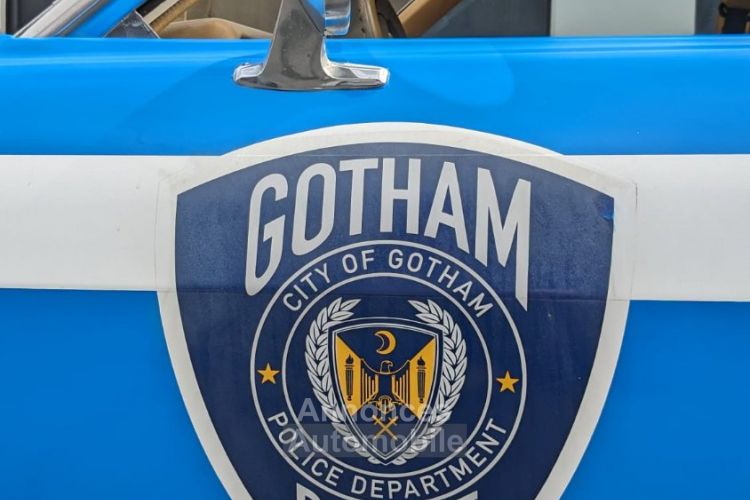 Dodge Monaco Sedan V8 Gotham Police, véritable voiture de cinéma - Prix sur Demande - #3