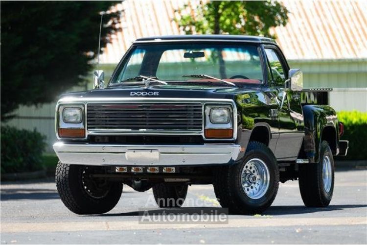 Dodge Pickup W Series  - <small></small> 23.700 € <small>TTC</small> - #1