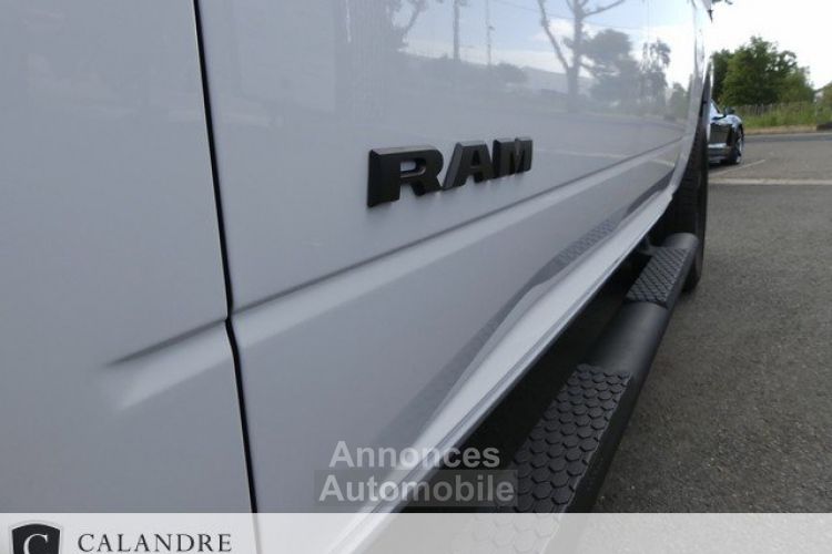 Dodge Ram 1500 CREW CAB 5.7 V8 CLASSIC - <small></small> 71.970 € <small>TTC</small> - #10