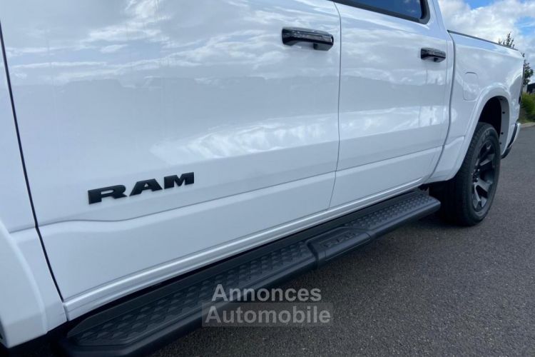 Dodge Ram 1500 CREW CAB BIG HORN NIGHT EDITION 2025 - <small></small> 84.900 € <small></small> - #24