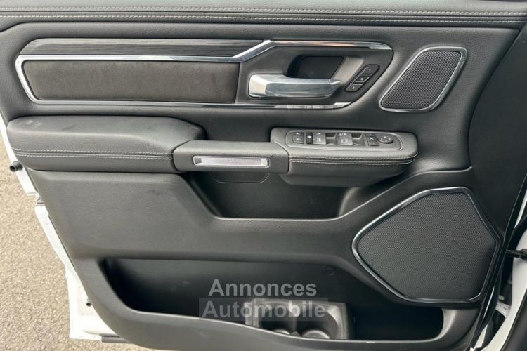 Dodge Ram 1500 CREW LARAMIE SPORT NIGHT EDITION AIR BOX - <small></small> 96.900 € <small></small> - #17
