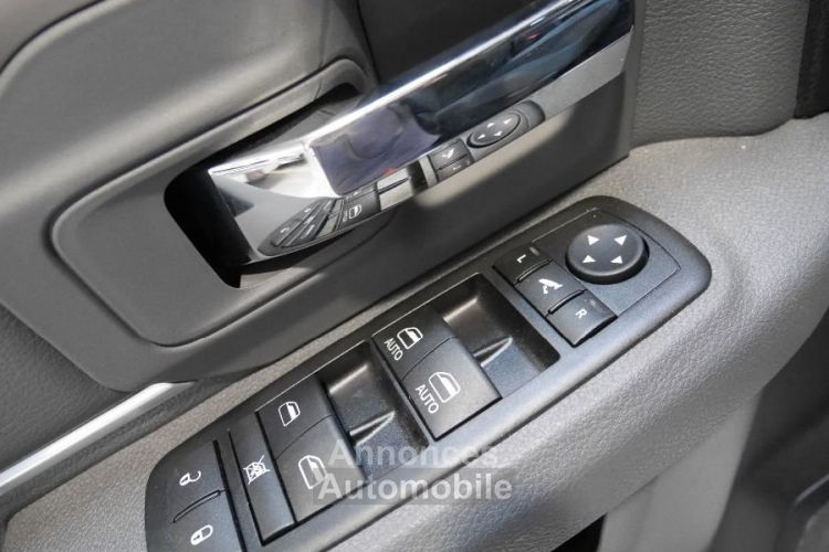 Dodge Ram 1500 SLT MOTEUR NEUF CREW CAB V6 ECODIESEL BIGHORN - <small></small> 44.900 € <small>TTC</small> - #17