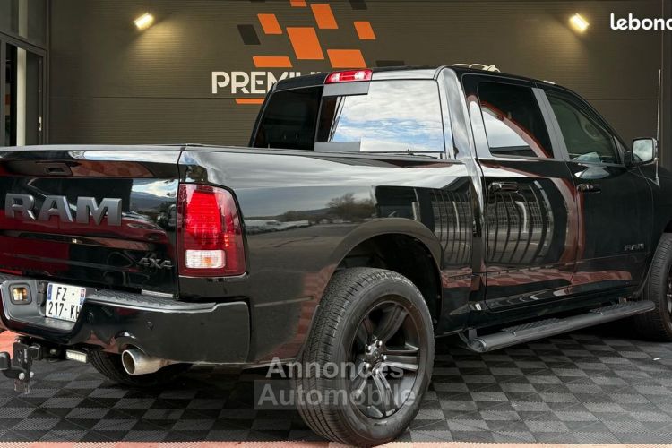 Dodge Ram 1500 V8 4.7 395 Cv Crew Cab Black Edition CTTE 4 Places 4x4 Toit Ouvrant Attelage Faible Kilométrage 25 000 km Ct Ok 2026 - <small></small> 54.990 € <small>TTC</small> - #3