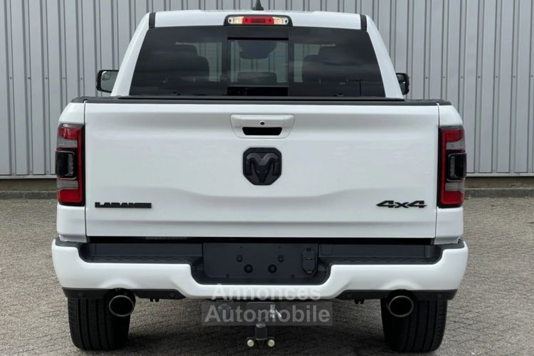 Dodge Ram 2024 Pick Up 1500 4x4 Crew Cab Laramie Night RAMbox - <small></small> 69.950 € <small></small> - #2