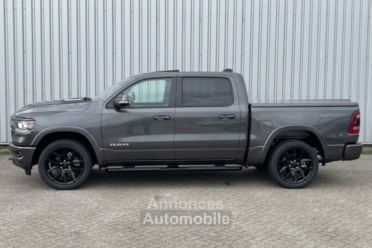 Dodge Ram 2024 Pick Up 1500 4x4 Crew Cab Laramie Sport Rijklaar - <small></small> 69.950 € <small></small> - #11