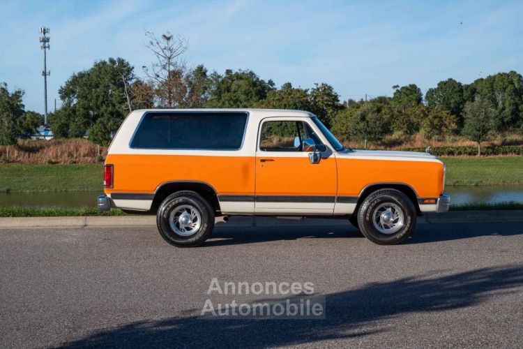 Dodge Ramcharger - <small></small> 22.000 € <small>TTC</small> - #7