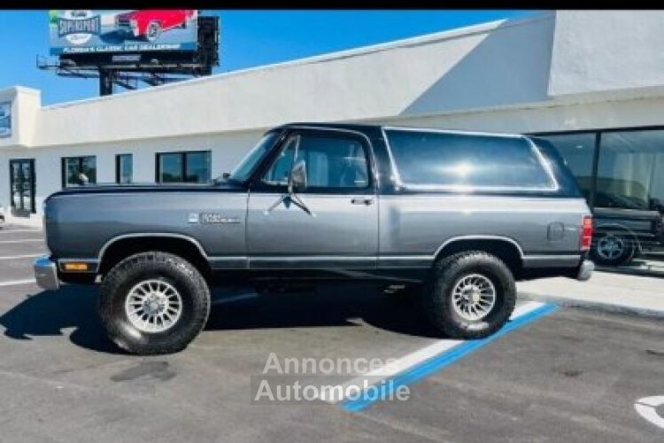 Dodge Ramcharger - <small></small> 27.000 € <small>TTC</small> - #6