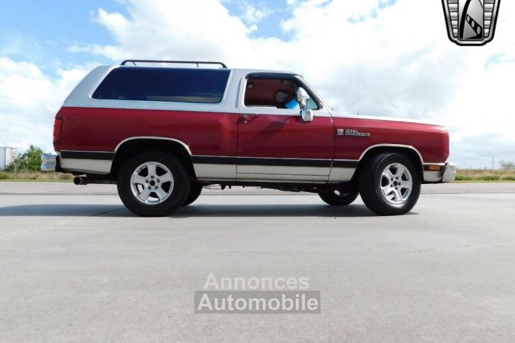 Dodge Ramcharger - <small></small> 28.700 € <small>TTC</small> - #9