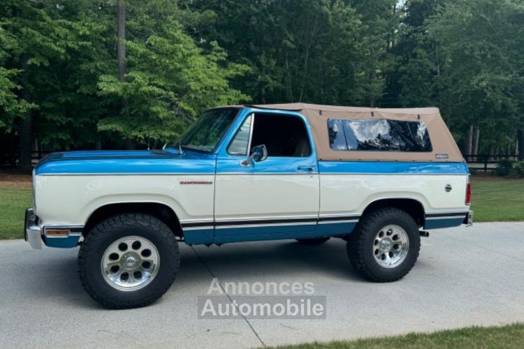 Dodge Ramcharger Ram Charger 383 factory a/c 2 tops frame off. No r  - <small></small> 64.000 € <small>TTC</small> - #2