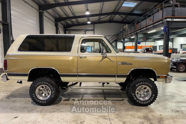 Dodge Ramcharger RAM CHARGER 4X4 5.2 V8 4X4 170 CV - <small></small> 33.000 € <small>TTC</small> - #9