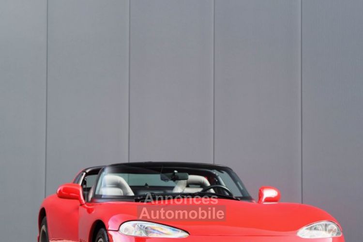 Dodge Viper RT/10 7990 cc V10 met 415 pk - <small></small> 79.400 € <small>TTC</small> - #20