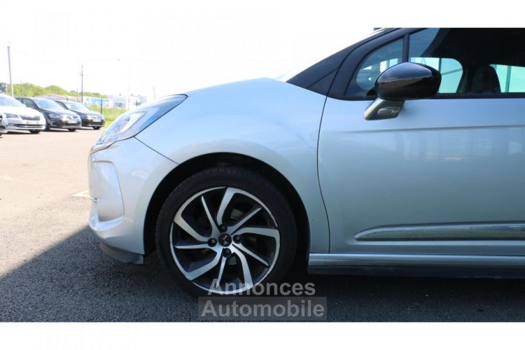 DS DS 3 1.2i PureTech 12V S&S - 110 BERLINE So Chic PHASE - <small></small> 9.900 € <small>TTC</small> - #13