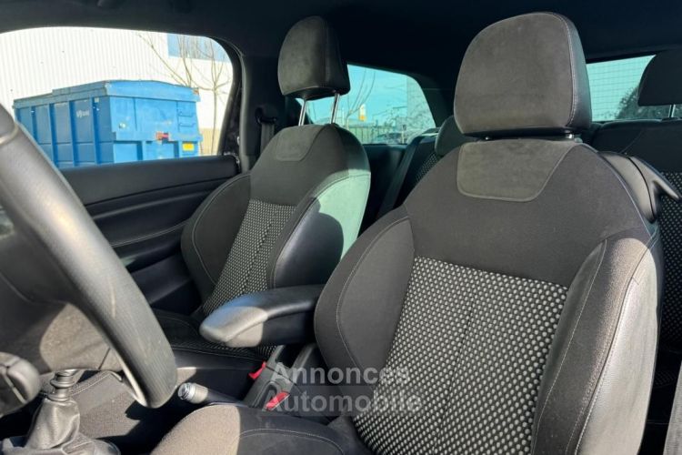 DS DS 3 1.6 thp 155 sport chic 2eme main sellerie alcantara - <small></small> 6.990 € <small>TTC</small> - #11