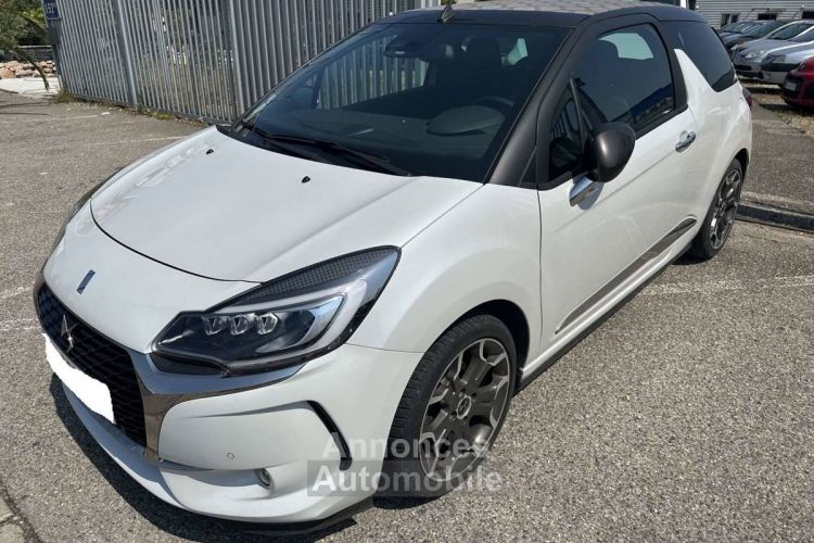 DS DS 3 Cabrio 1.2 boîte auto GIVENCHY - <small></small> 11.990 € <small>TTC</small> - #2