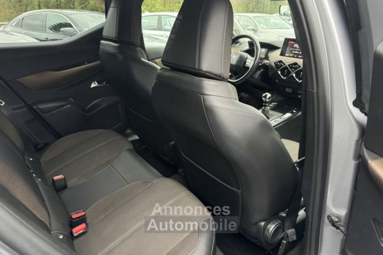 DS DS 3 CROSSBACK 1.5 BlueHDi - 100 So Chic Clim + Radar AR - <small></small> 19.990 € <small>TTC</small> - #15