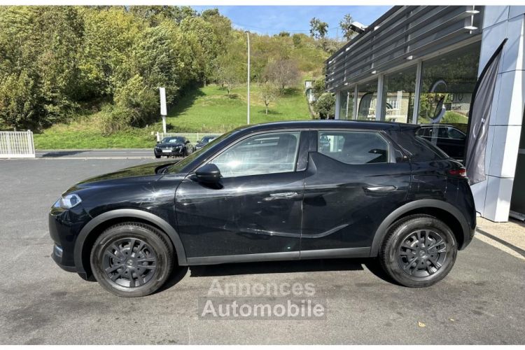 DS DS 3 CROSSBACK 1.5 BlueHDi - 110 So Chic Gps + Clim + Radar AR - <small></small> 19.490 € <small>TTC</small> - #4