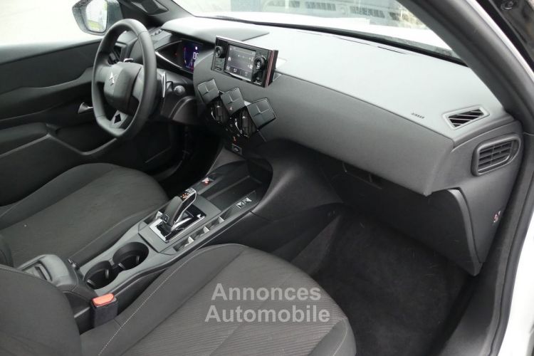 DS DS 3 CROSSBACK BLUEHDI 130CH CHIC AUTOMATIQUE 98G - <small></small> 21.990 € <small>TTC</small> - #3