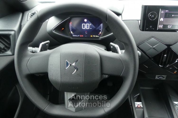 DS DS 3 CROSSBACK BLUEHDI 130CH CHIC AUTOMATIQUE 98G - <small></small> 21.990 € <small>TTC</small> - #7