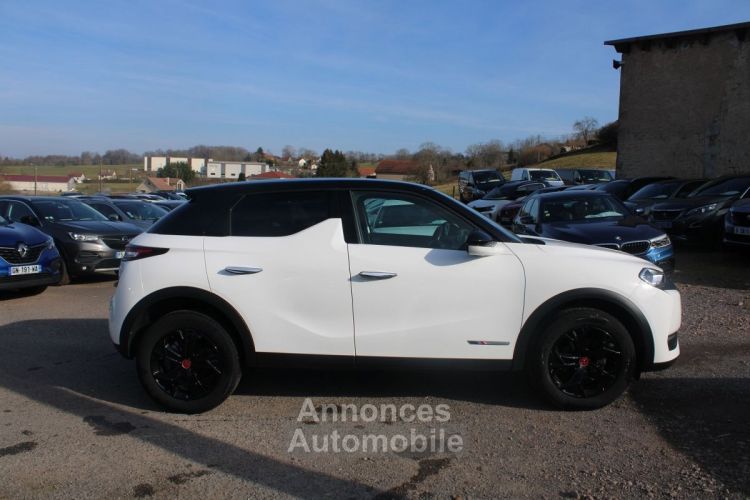 DS DS 3 CROSSBACK ESSENCE PERFORMANCE LINE 100 CV BICOLOR BOITE 6V LEDS GRAND GPS USB CLIM AUTO - <small></small> 16.500 € <small>TTC</small> - #5