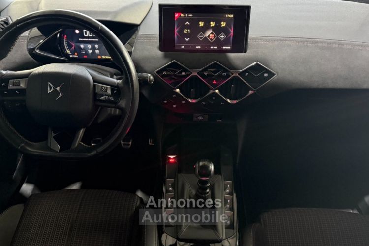 DS DS 3 DS3 CROSSBACK 100ch BVM6 Performance Line Démarrage sans clé Caméra 360° Apple CarPlay Courroie OK - <small></small> 14.990 € <small>TTC</small> - #9