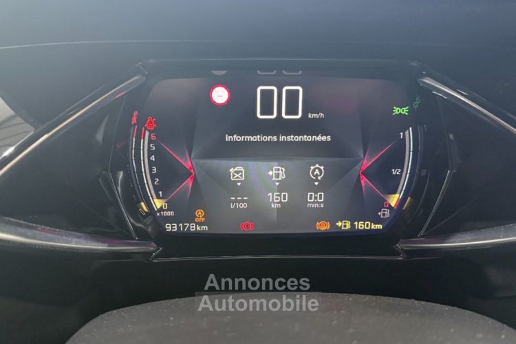 DS DS 3 DS3 CROSSBACK 100ch BVM6 Performance Line Démarrage sans clé Caméra 360° Apple CarPlay Courroie OK - <small></small> 14.990 € <small>TTC</small> - #13