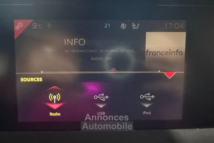 DS DS 3 DS3 CROSSBACK 100ch BVM6 Performance Line Démarrage sans clé Caméra 360° Apple CarPlay Courroie OK - <small></small> 14.990 € <small>TTC</small> - #19