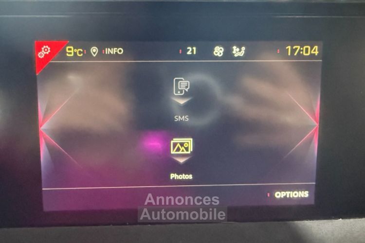 DS DS 3 DS3 CROSSBACK 100ch BVM6 Performance Line Démarrage sans clé Caméra 360° Apple CarPlay Courroie OK - <small></small> 14.990 € <small>TTC</small> - #23