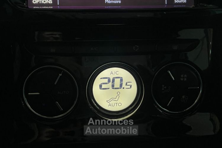 DS DS 3 Performance Line 110 ch 1.2 BVM5 Distribution ok Full suivi Clim Auto Bluetooth Radar AR - <small></small> 8.990 € <small>TTC</small> - #15