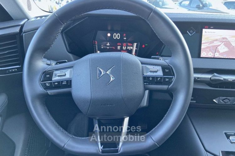 DS DS 4 DS4 BlueHDi 130 EAT8 TROCADERO Toit Noir Hayon Caméra - <small></small> 30.950 € <small>TTC</small> - #26