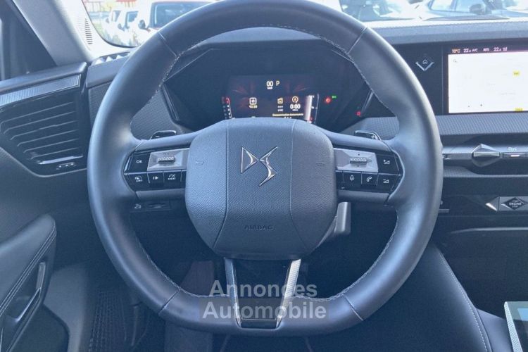 DS DS 4 DS4 CROSS BlueHDi 130 EAT8 RIVOLI CUIR GPS Toit Hayon Caméra Grip - <small></small> 31.450 € <small>TTC</small> - #25