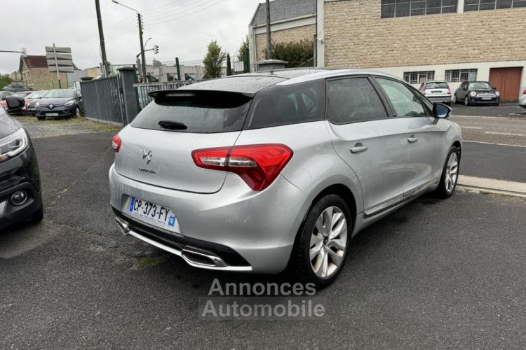 DS DS 5 1.6 e-HDi FAP - 115 Bva Executive Gps + Radar AR + Clim - <small></small> 10.990 € <small>TTC</small> - #5