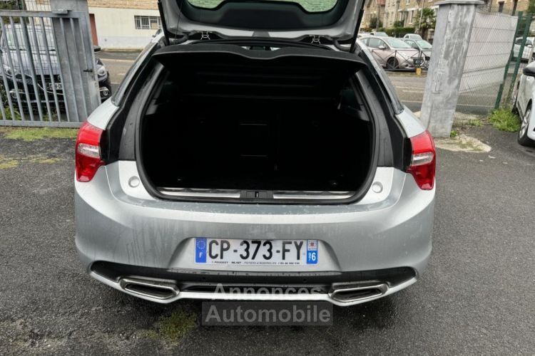 DS DS 5 1.6 e-HDi FAP - 115 Bva Executive Gps + Radar AR + Clim - <small></small> 10.990 € <small>TTC</small> - #9