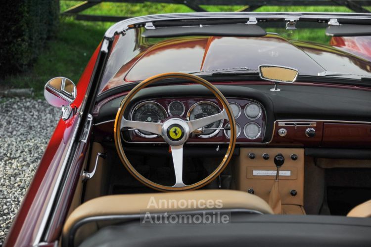 Ferrari 250 GT Cabriolet Séries II By Pinin Farina - <small></small> 1.700.000 € <small>TTC</small> - #21