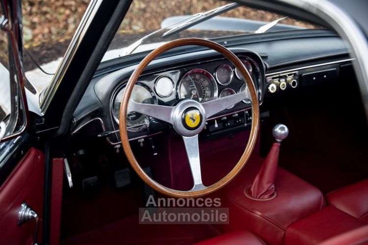 Ferrari 250 GT Coupe Séries 2 By Pinin Farina - <small></small> 730.000 € <small>TTC</small> - #29