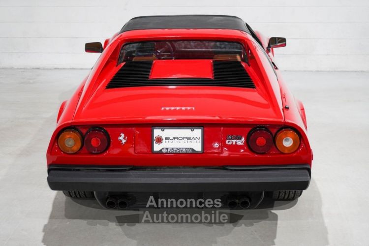 Ferrari 308 - <small></small> 101.100 € <small>TTC</small> - #37