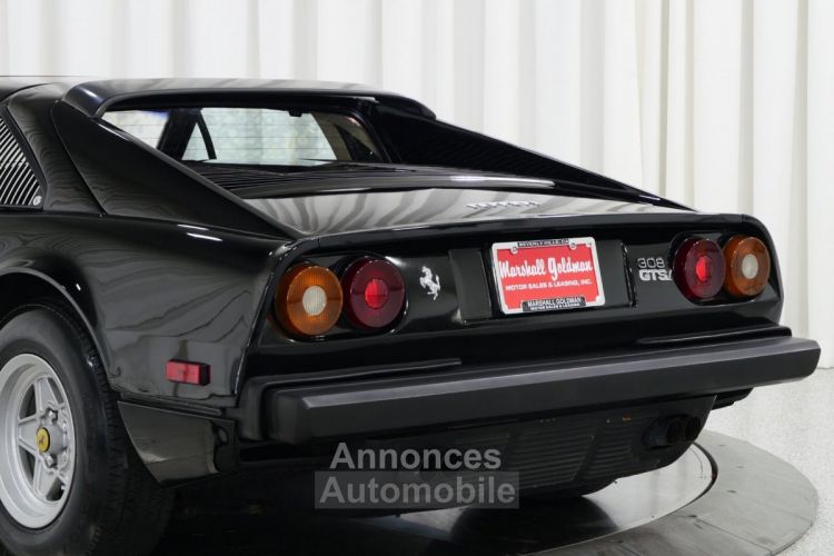 Ferrari 308 - <small></small> 100.800 € <small>TTC</small> - #39